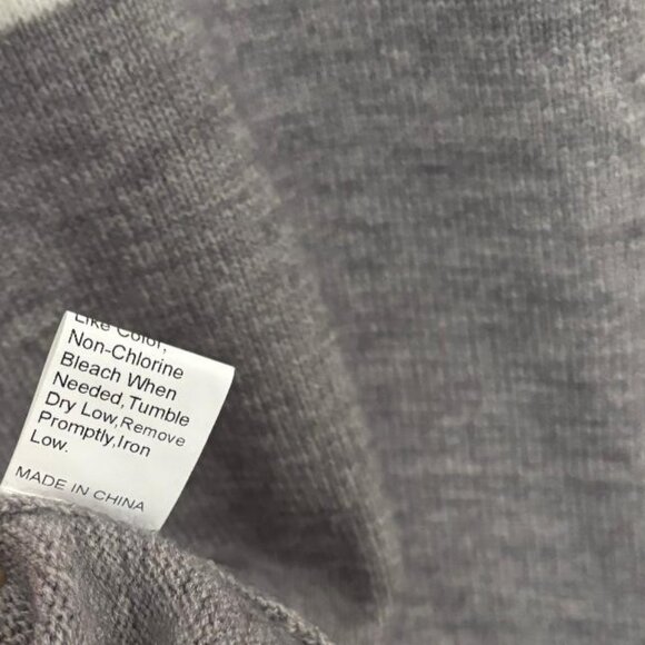 Super Cute Gray/Off White Black Cat Sweater V Neck Dolman Long Sleeves SZ XL - Picture 8 of 8